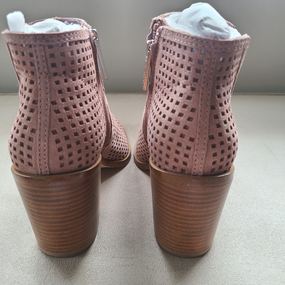 1. State Booties - Picture 5 of 7